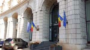 Sursă foto: Wikipedia/Ministerul Finanţelor